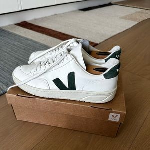 VEJA V-12 Leather Sneakers